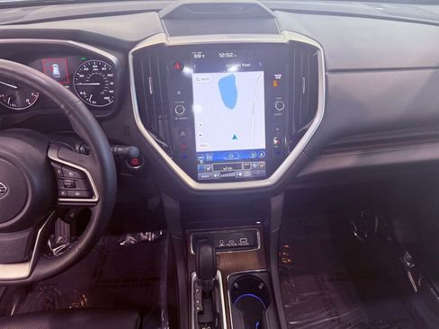 Used 2023 Subaru Ascent Touring AWD/4WD image 29
