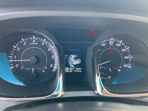 Used 2013 Toyota Avalon image 28