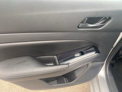 Used 2023 Nissan Altima 2.5 SV image 12