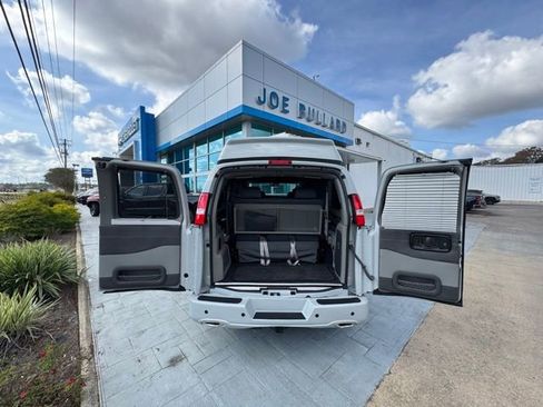 New 2025 Chevrolet Express 2500 w/ Driver Convenience Package image 8
