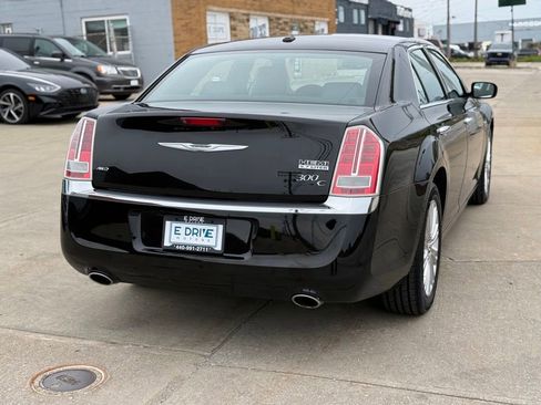 Used 2012 Chrysler 300 C AWD/4WD image 7