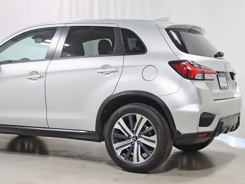 Used 2024 Mitsubishi Outlander Sport SE image 10