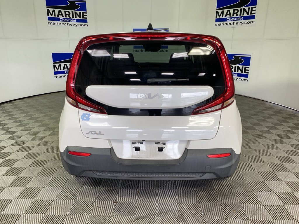 Used 2022 Kia Soul LX w/ Technology Package FWD image 17