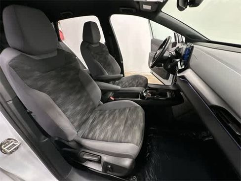 Used 2022 Volkswagen ID.4 Pro image 23