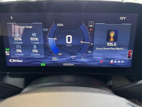 Used 2025 Chevrolet Equinox EV RS FWD image 3