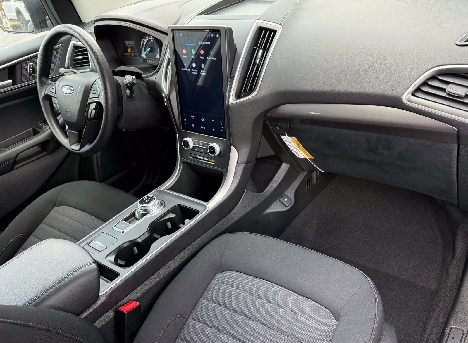 Used 2024 Ford Edge SE AWD/4WD image 18