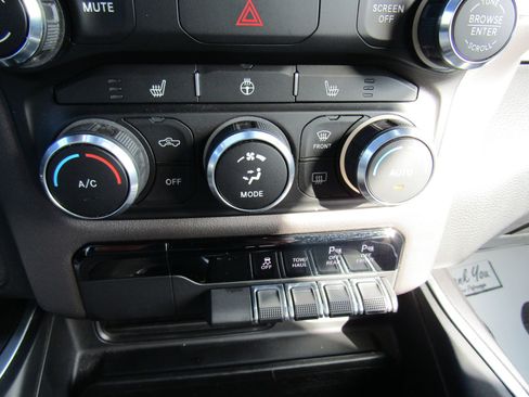 Used 2021 RAM 1500 Big Horn image 30