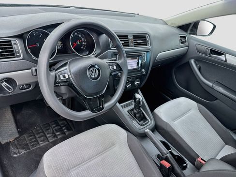Used 2017 Volkswagen Jetta S FWD image 7