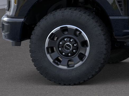 New 2026 Ford F350 Platinum w/ Tremor Off-Road Package AWD/4WD image 31