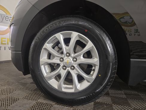 Used 2020 Chevrolet Equinox LT w/ LPO, Floor Liner Package image 31