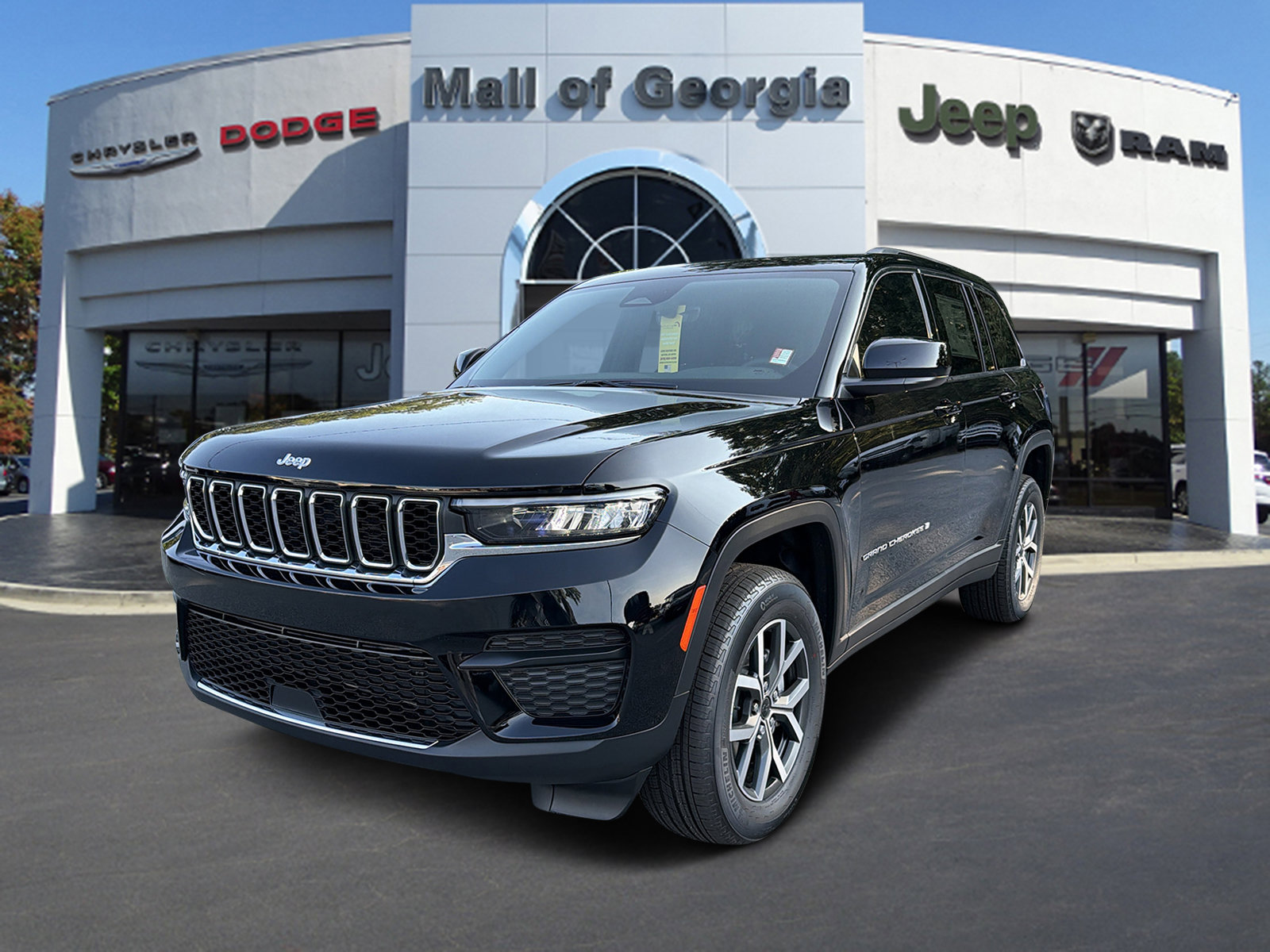 New 2027 Jeep Grand Cherokee Laredo X RWD image 1