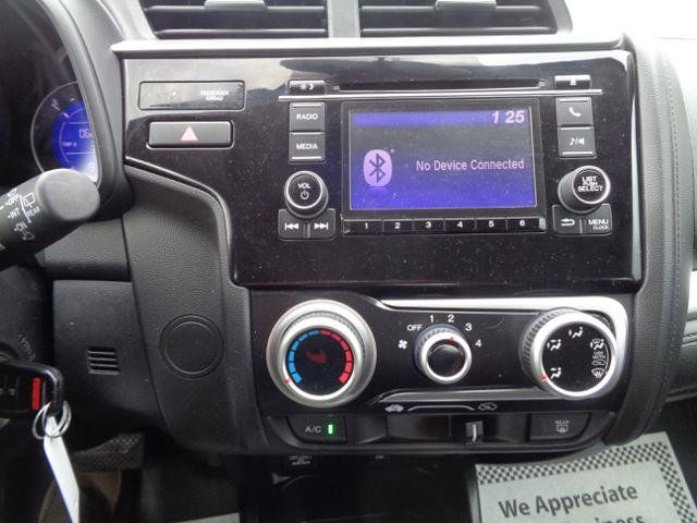 Used 2020 Honda Fit LX image 38