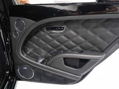 Used 2016 Bentley Mulsanne Speed RWD image 19