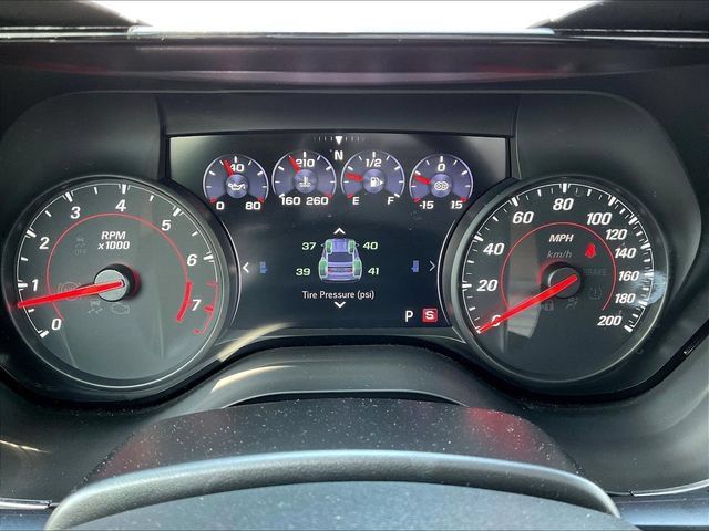 Used 2021 Chevrolet Camaro ZL1 RWD image 14