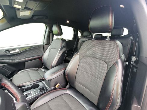 Used 2023 Ford Escape ST-Line w/ Tech Pack #1 AWD/4WD image 13