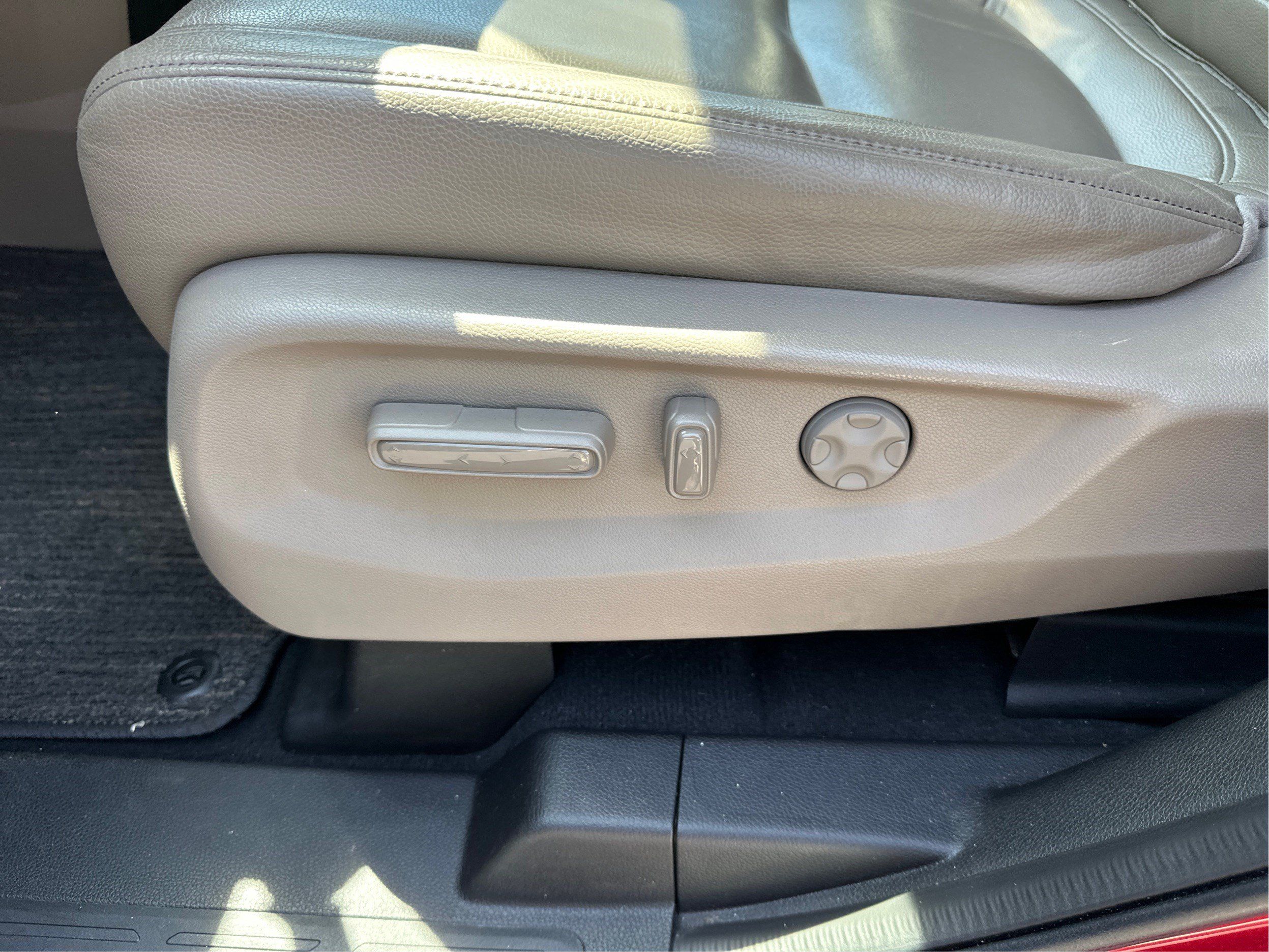 Used 2023 Honda Odyssey EX-L image 19