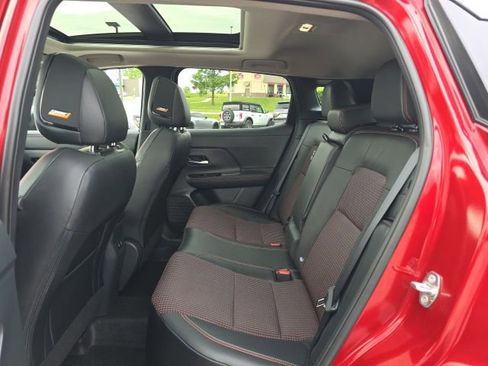 Used 2025 Nissan Kicks SR w/ SR Premium Package AWD/4WD image 15