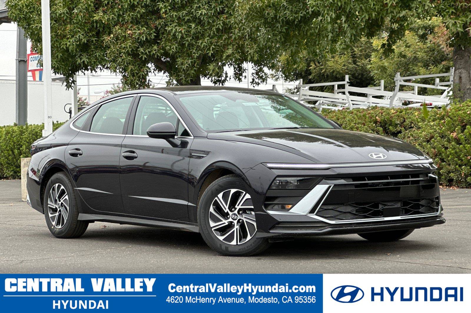 New 2027 Hyundai Sonata Blue FWD image 1