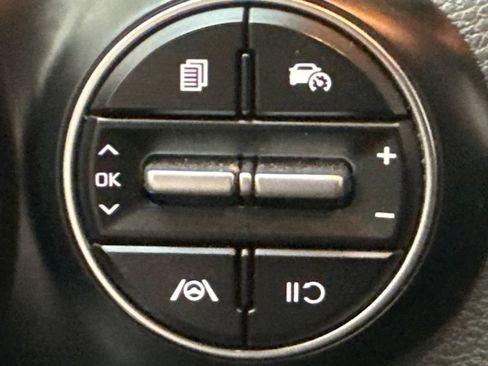 Used 2023 Kia Soul LX FWD image 19