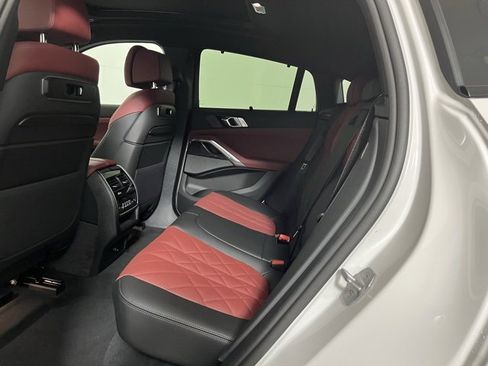 New 2026 BMW X6 xDrive40i w/ Executive Package image 19