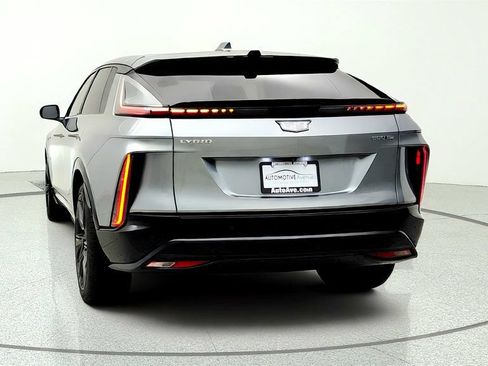 Used 2024 Cadillac Lyriq Sport AWD/4WD image 6