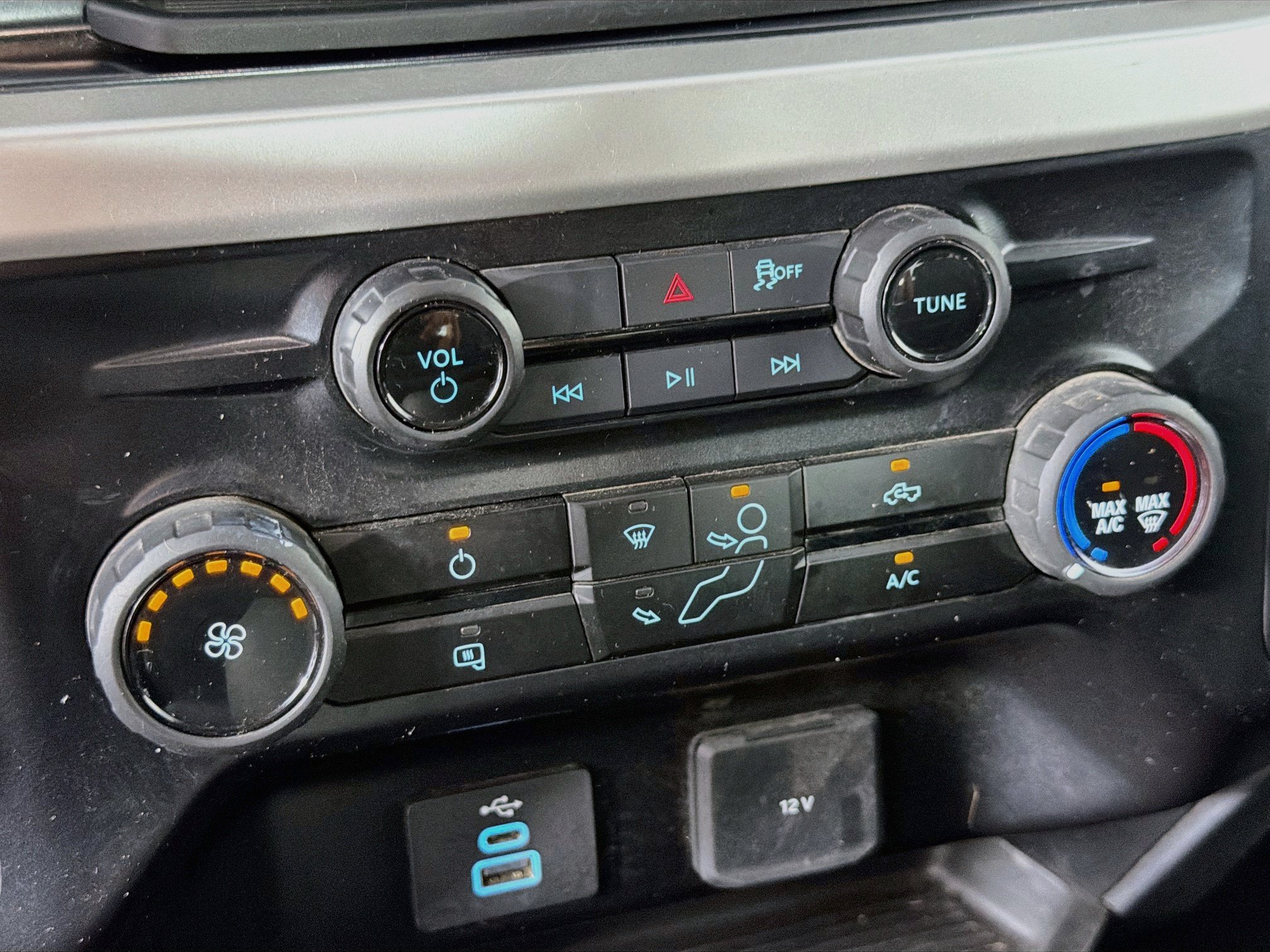 Used 2025 Ford F250 XLT AWD/4WD image 22