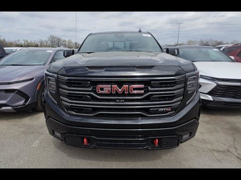 Used 2025 GMC Sierra 1500 AT4 w/ AT4 Premium Package image 4
