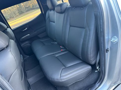 Used 2023 Toyota Tacoma TRD Sport Double Cab 5' Bed V6 image 16