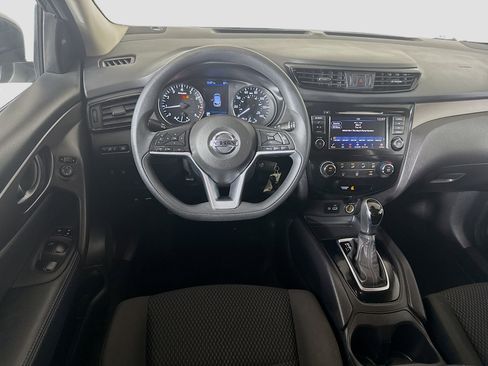 Used 2020 Nissan Rogue Sport S w/ Appearance Package FWD image 17