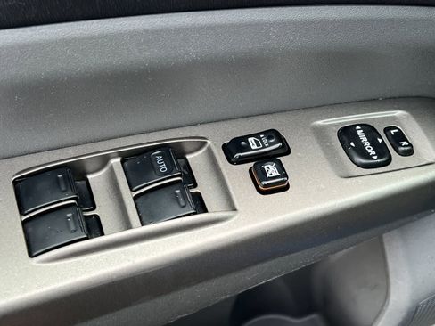 Used 2008 Toyota Prius FWD image 13