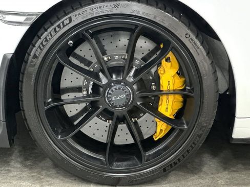 Used 2015 Porsche 911 GT3 RWD image 31