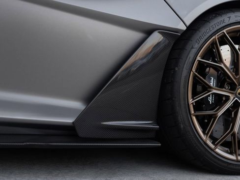 Used 2025 Lamborghini Revuelto AWD/4WD image 20