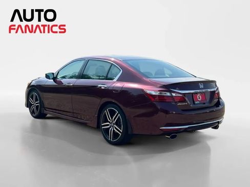 Used 2017 Honda Accord Sport image 3