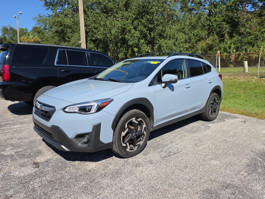 Used 2022 Subaru Crosstrek 2.5i Limited w/ Moonroof Package 2 AWD/4WD image 9