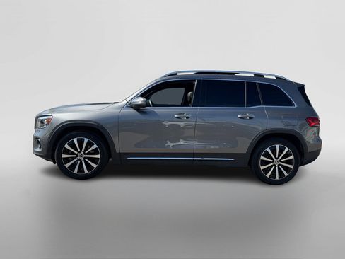Certified 2022 Mercedes-Benz GLB 250 4MATIC w/ Premium Package Lite image 2