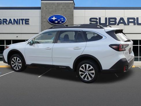 Used 2022 Subaru Outback Premium AWD/4WD image 8