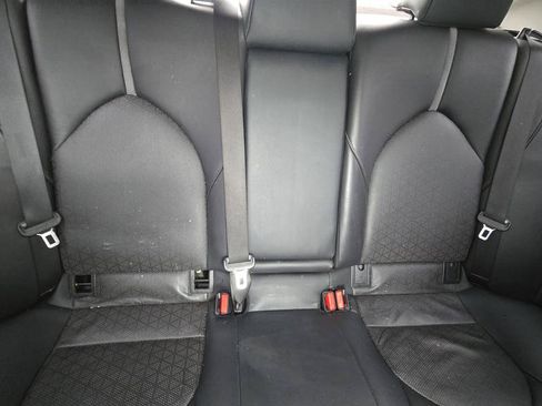 Used 2019 Toyota Camry XSE FWD image 9