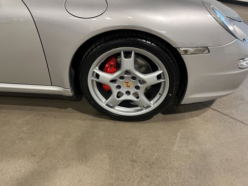 Used 2006 Porsche 911 Carrera 4S image 33
