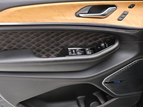 Used 2023 Jeep Grand Cherokee L Summit image 17