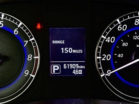 Used 2017 INFINITI QX50 Journey w/ Premium Package image 14