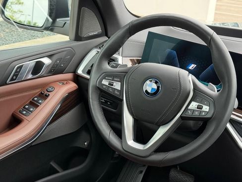 Used 2026 BMW X5 xDrive50e AWD/4WD image 14