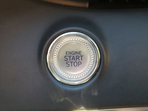 Used 2025 Genesis GV70 2.5T w/ Sport Prestige Package image 34