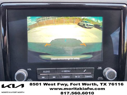 Used 2024 Nissan Frontier SV w/ SV Convenience Package RWD image 17