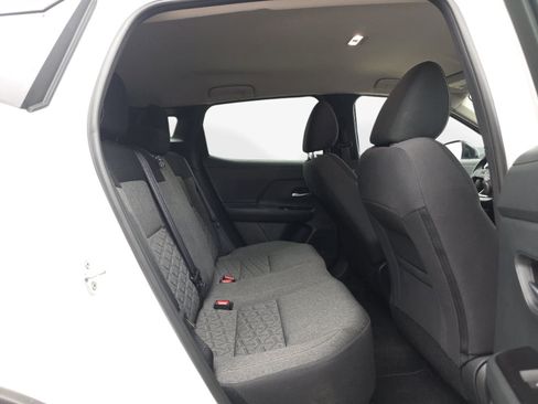 Used 2026 Nissan Kicks SV FWD image 33