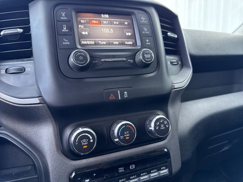 Used 2020 RAM 4500 Tradesman w/ Chrome Appearance Group image 33