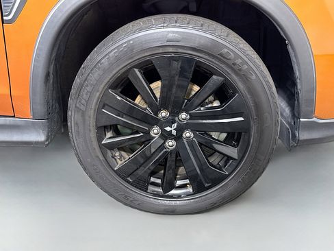 Used 2021 Mitsubishi Outlander Sport LE FWD image 31