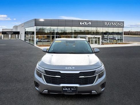 Certified 2024 Kia Seltos LX AWD/4WD image 8