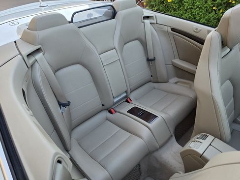 Used 2013 Mercedes-Benz E 350 Cabriolet image 29