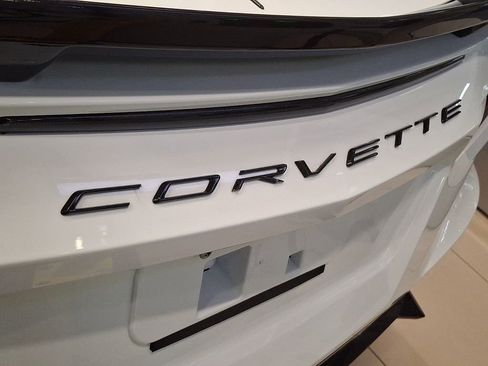 Used 2024 Chevrolet Corvette Stingray Preferred Cpe w/ Z51 Performance Package image 28