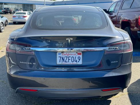 Used 2015 Tesla Model S 85D image 5